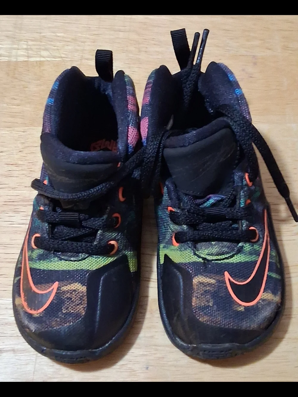 Nike Kids' Multicolor Athletic Shoes - Black/Neon Orange Accent
